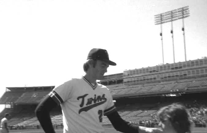 Photo Day: Pitcher Bert Blyleven of the 1974 Minnesota Twins (Source: LP, 1974)